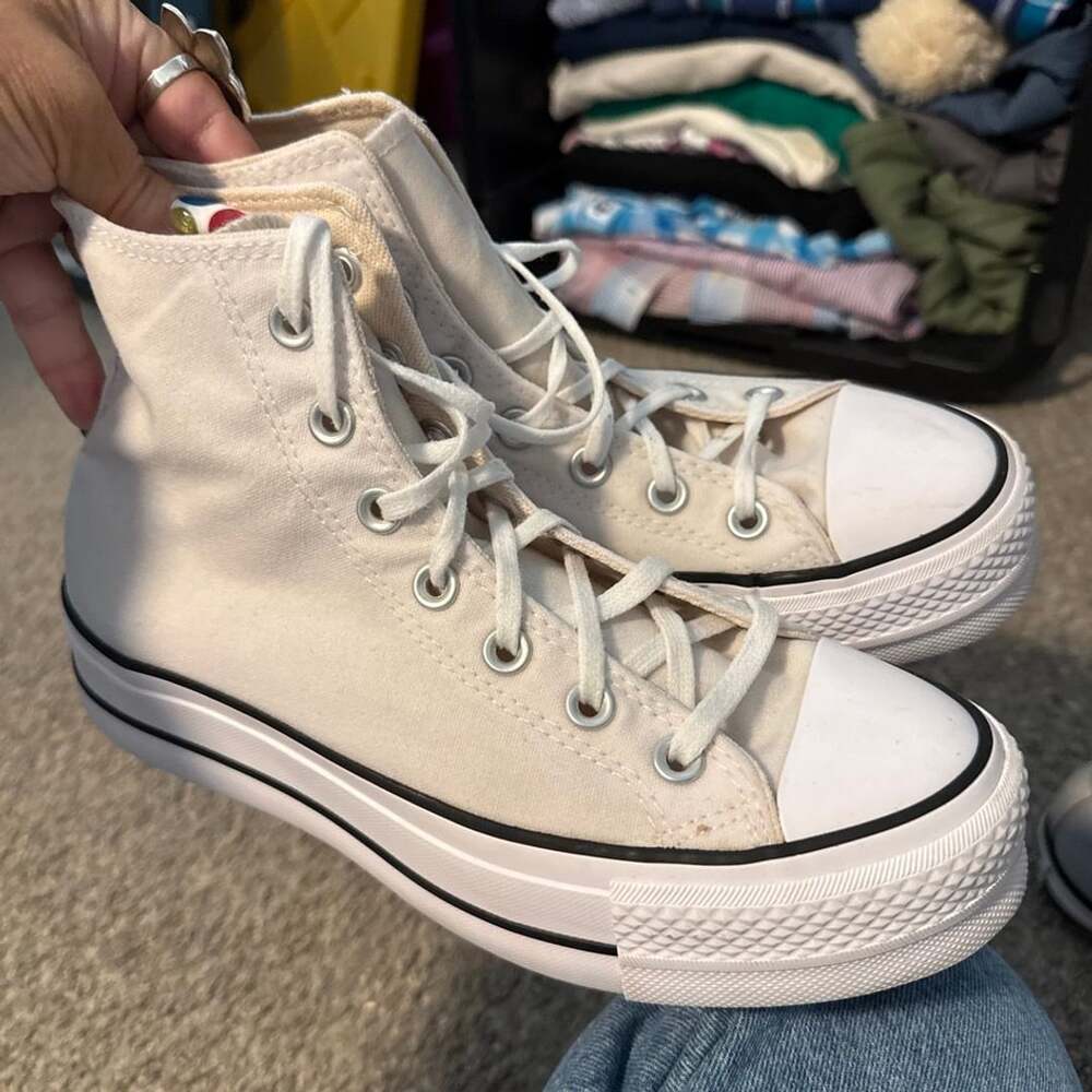 Converse Chuck Taylor All Star Lift Platform Size 7